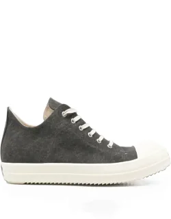 Low Sneakers