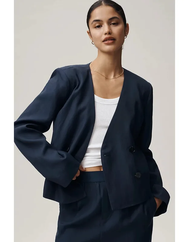 Collarless Cropped Blazer