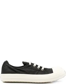 Low-top Sneakers