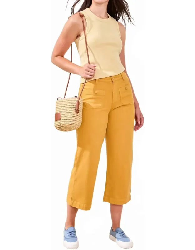 High-waisted Kick-flare Jeans With Front Pockets