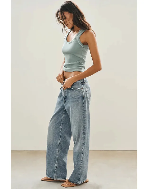 Arc High-rise Tapered Jeans