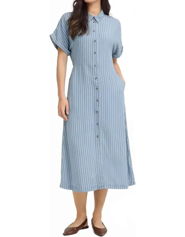 Daydream Dialogue Midi Dress