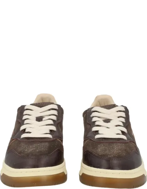 Medalist Low Crocodile Embossed Suede Sneakers