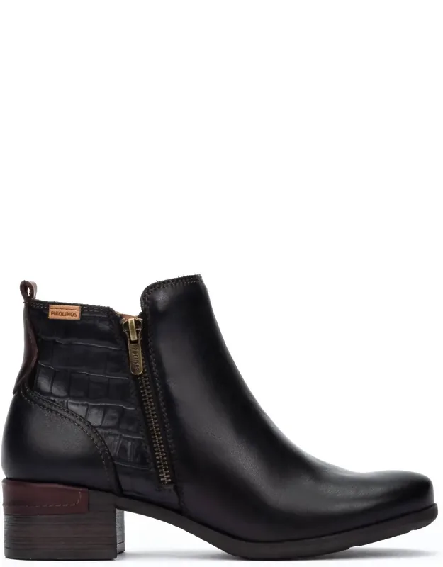 Heeled Ankle Boots With Zip
