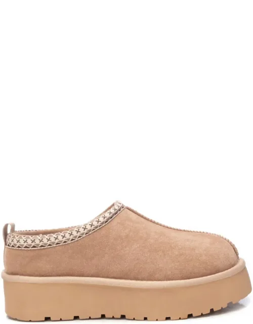 Round Toe Slippers
