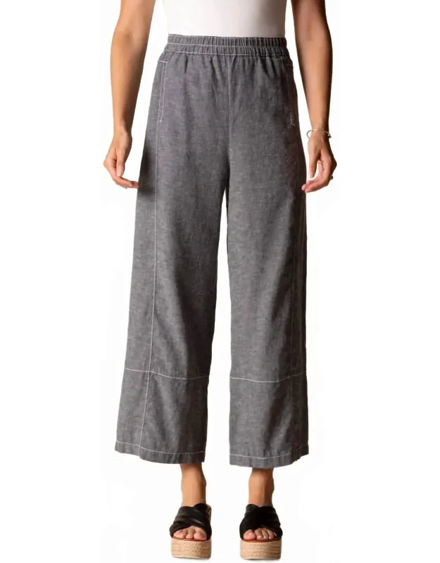 Contrast Seams Crop Pants