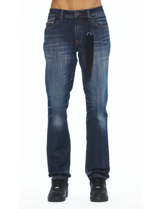 Rocker Slim Straight 602 Jeans Crafted From A Premium Stretch Denim, Finished With Whisker Detailing