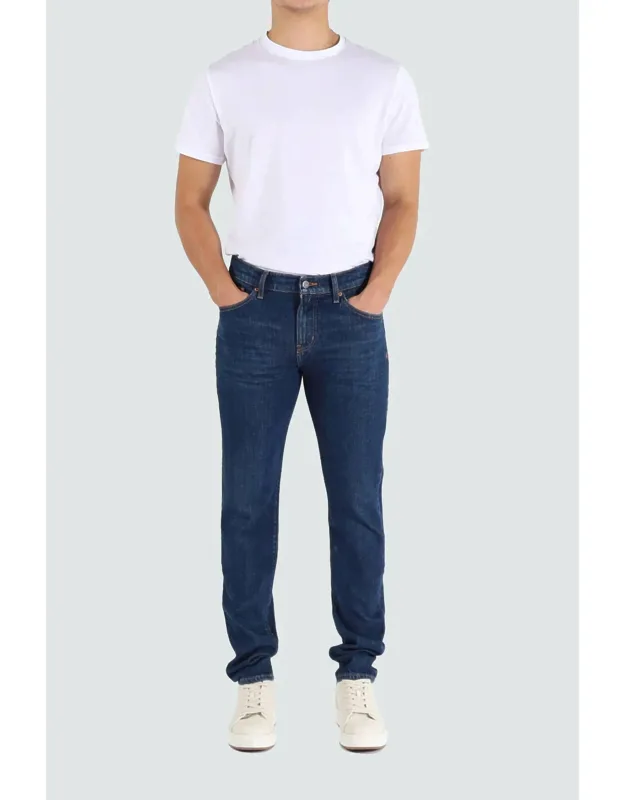 Ludlow Slim Jeans