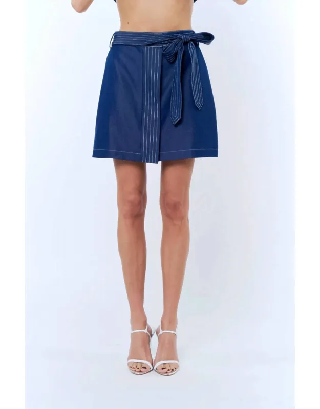 Topstitched Mini Skirt