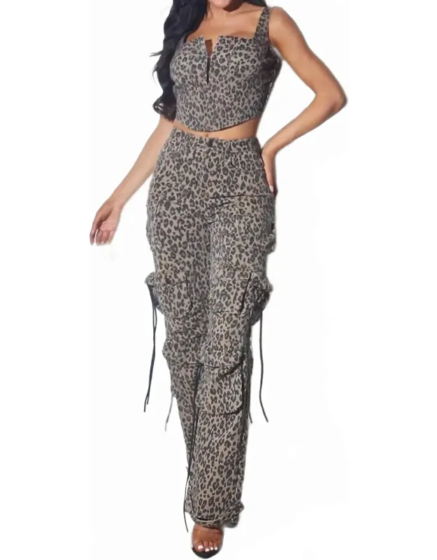 Animal Print Cargo Stretch Pants