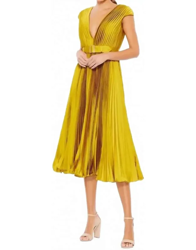 Pleated Cap Sleeve Belted A-line Dress