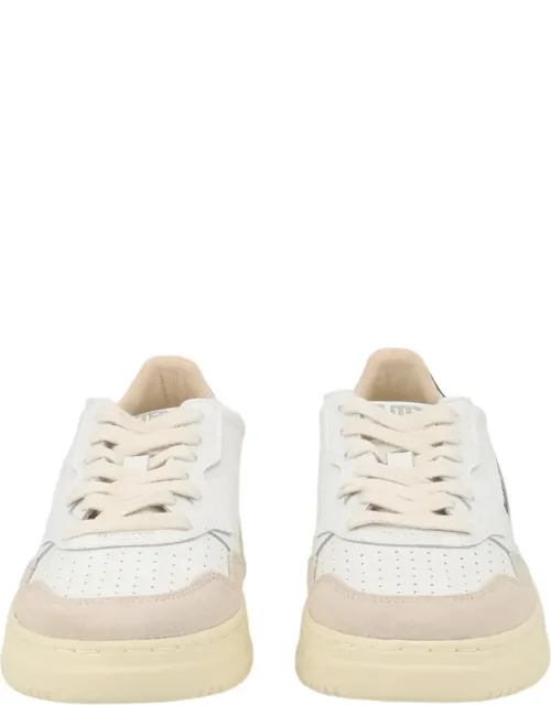 Medalist Low Perforated Leather Sneakers