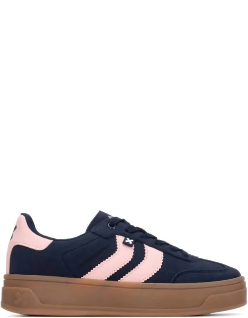 144586 Sneakers