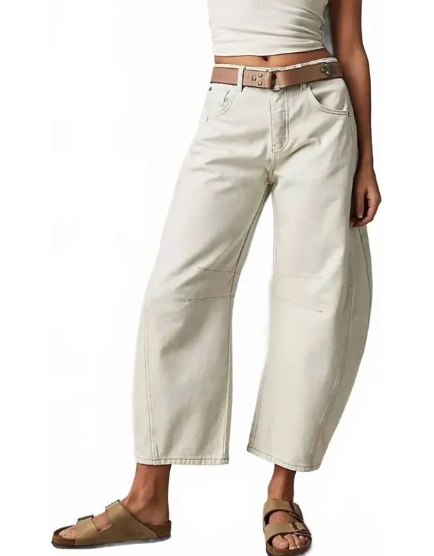 Mid Rise Loose Barrel Jeans