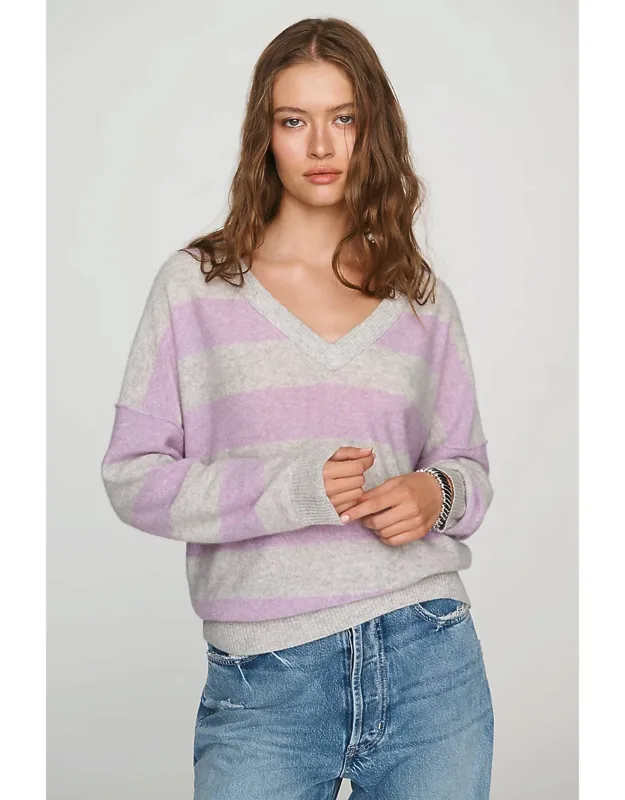 Cashmere V-neck Sweater