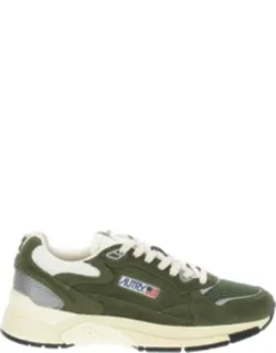 Hyperway Mesh Suede Low-top Sneakers
