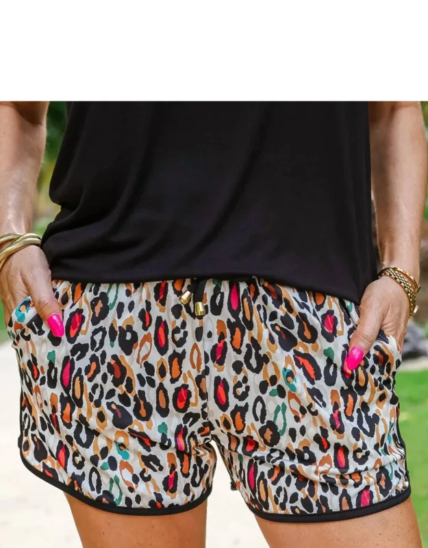 Into The Action Everyday Shorts