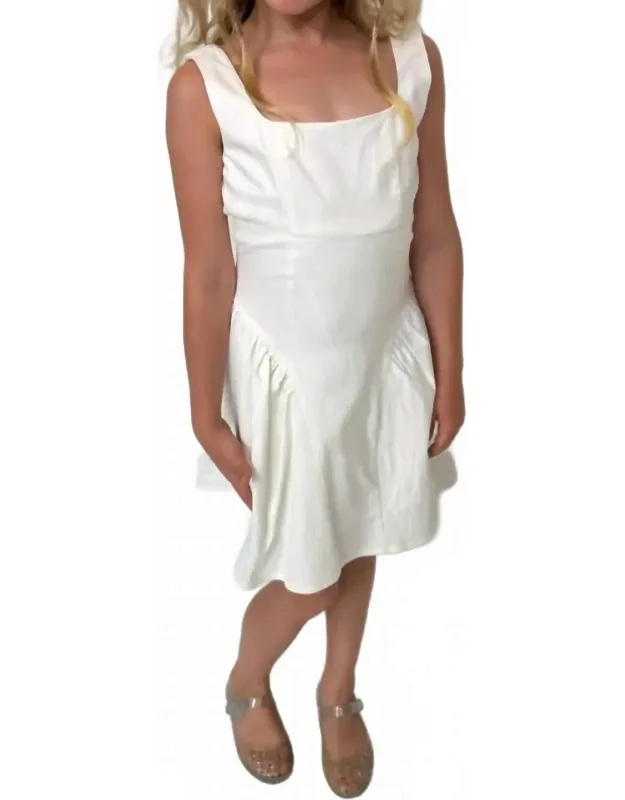 Brenna Solid Day Dress