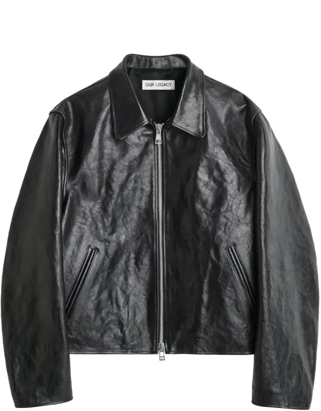 Cropped Leather Jacket With Classic Collar And Minimalist Design