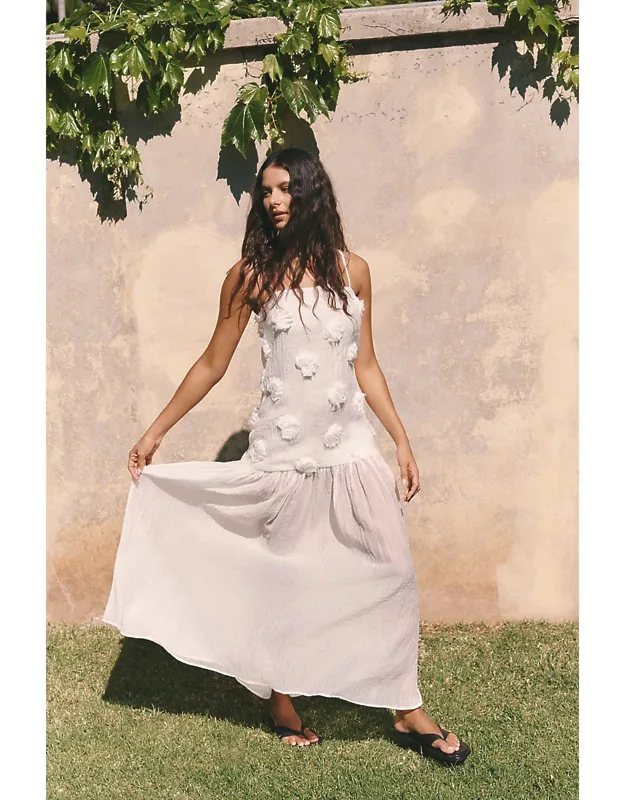 Serene Breeze Maxi Dress