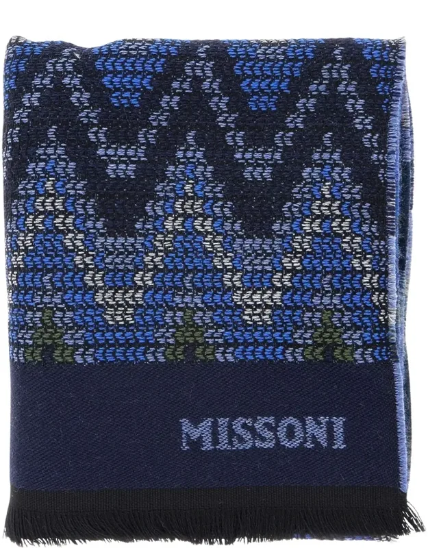 Zigzag Pattern Fringed Edges Wool Scarf