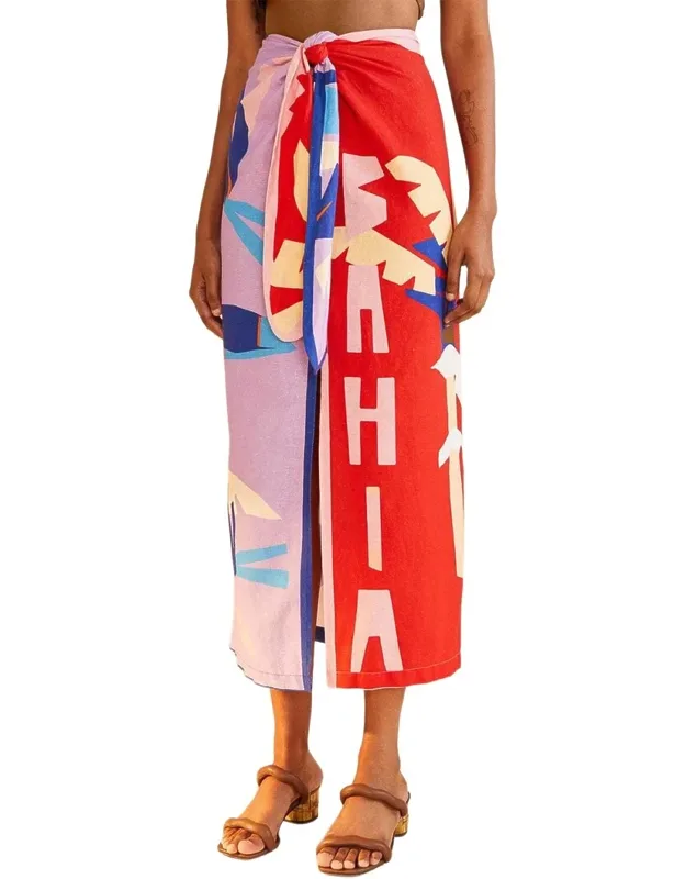 Skirt With Vibrant Prints And Flowing Cuts