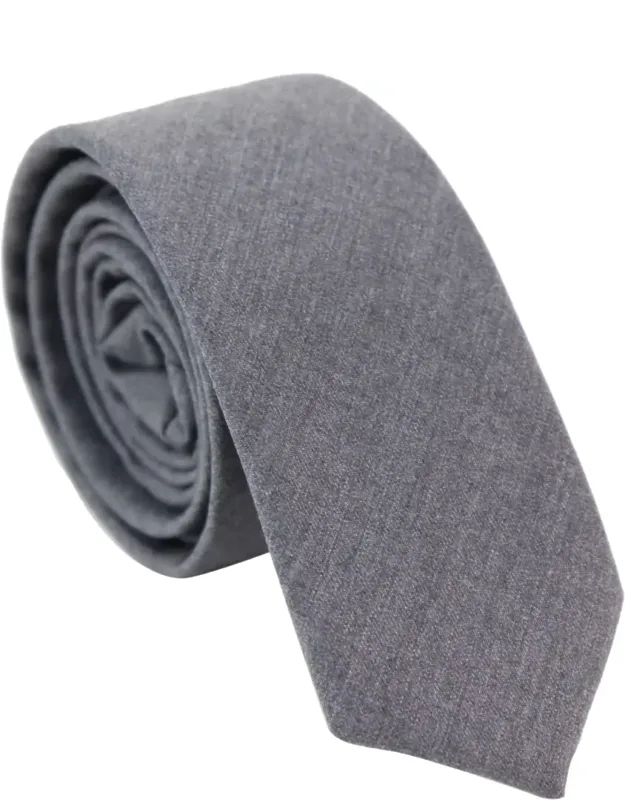 Tie And Pocket Square Set