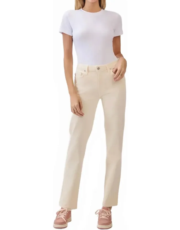 Siena Basic Straight Jeans