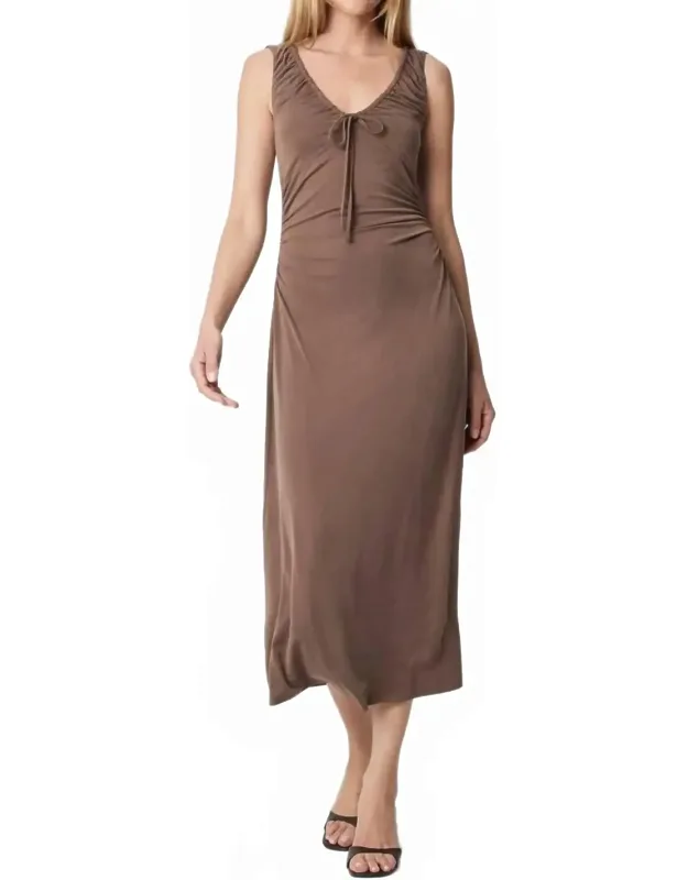 Chell Midi Dress