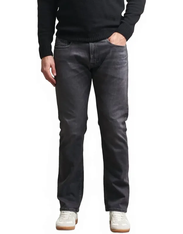 Gritty Jackson Straight Leg Jeans