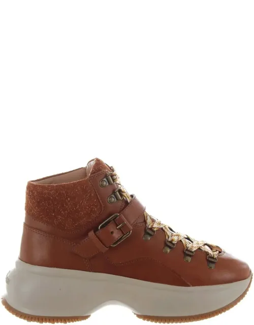Maxi Active Ankle Boots