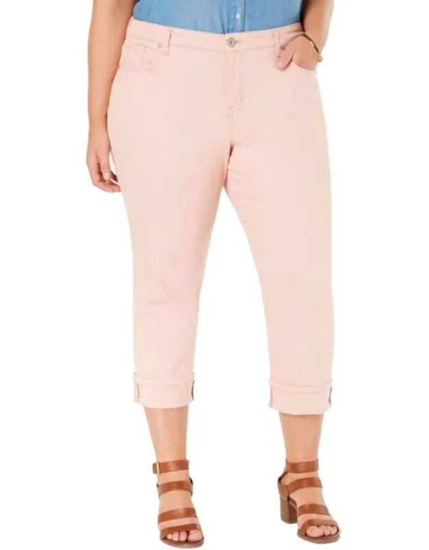Cuffed Mid Rise Capri Jeans