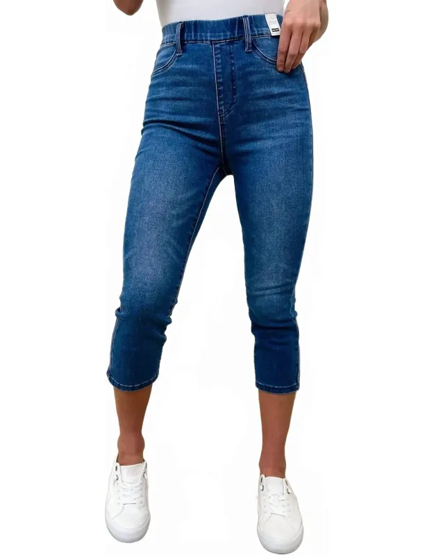 High-rise Pull-on Capris In Medium Wash Denim