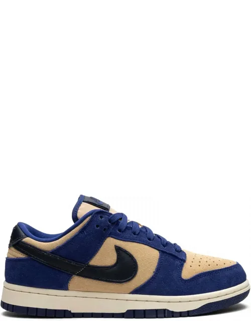Dunk Low Sneakers In Royal Suede With Comfortable Two-tone Rubber Sole And Lace-up Fastening