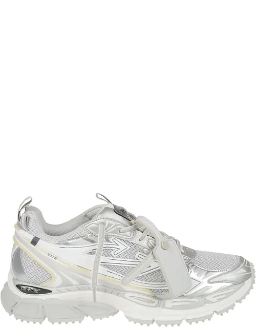 Be Right Back Futuristic Textured Grip Sole Sneakers