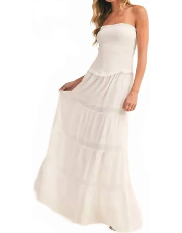 Maxi Dress With Lace Details