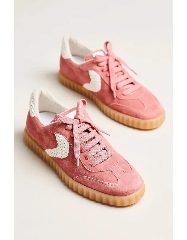 Court Sneakers