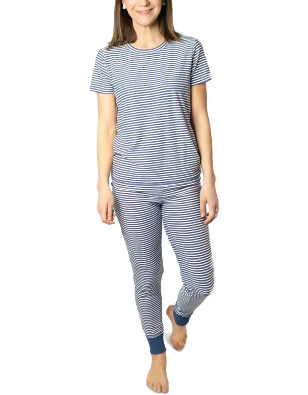 Yummy True Pajama Set In Magazine Stripe