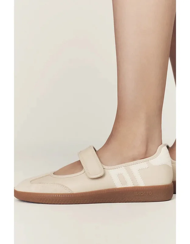 Aya Mary Jane Sneaker