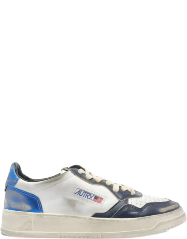 Low-top Sneakers