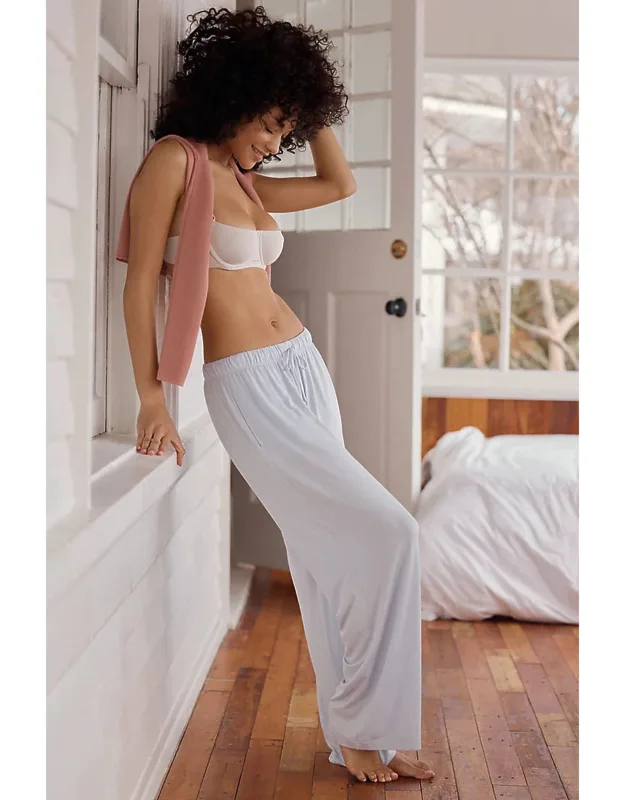 Wide-leg Pants