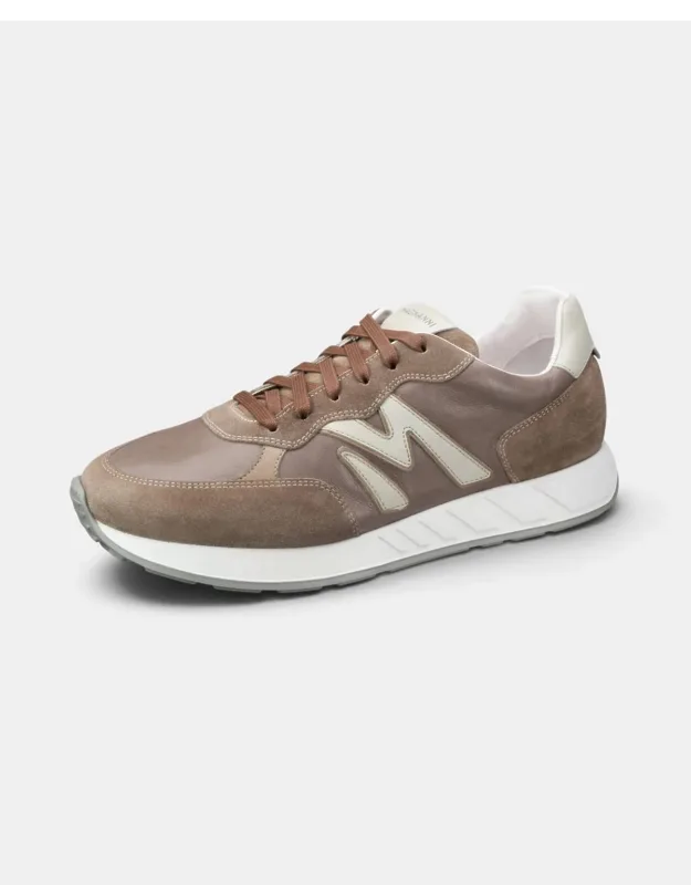 Yoki Sneakers