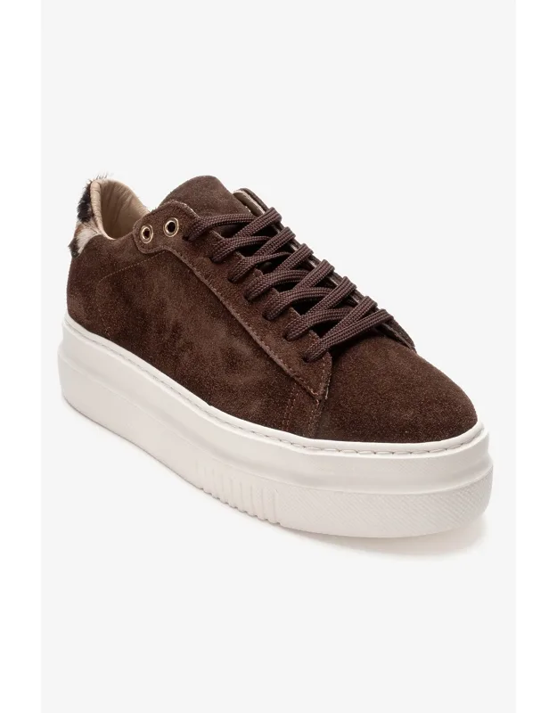 Nera Leather Casual Sneakers