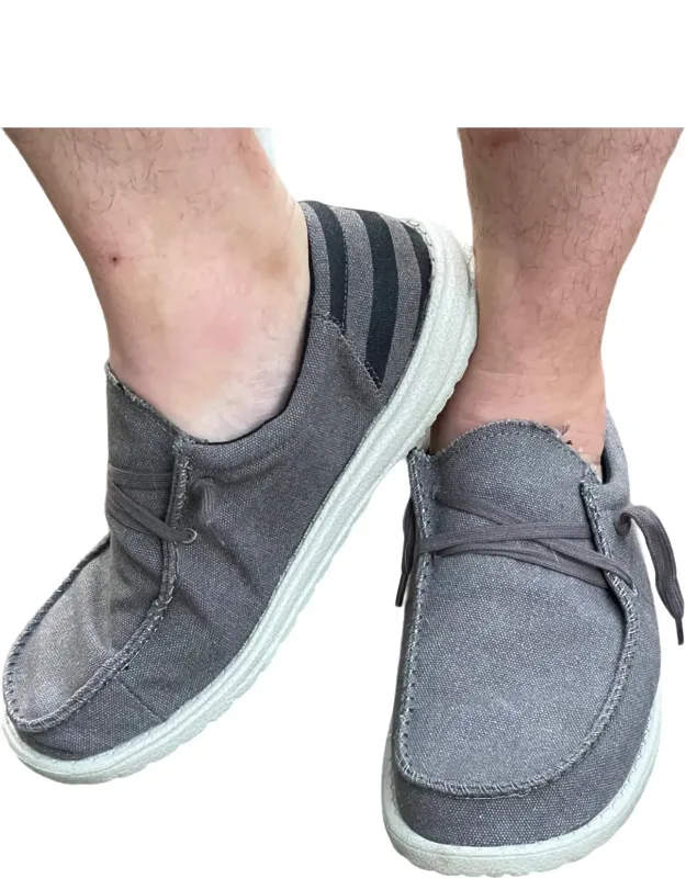 Cade Sneakers