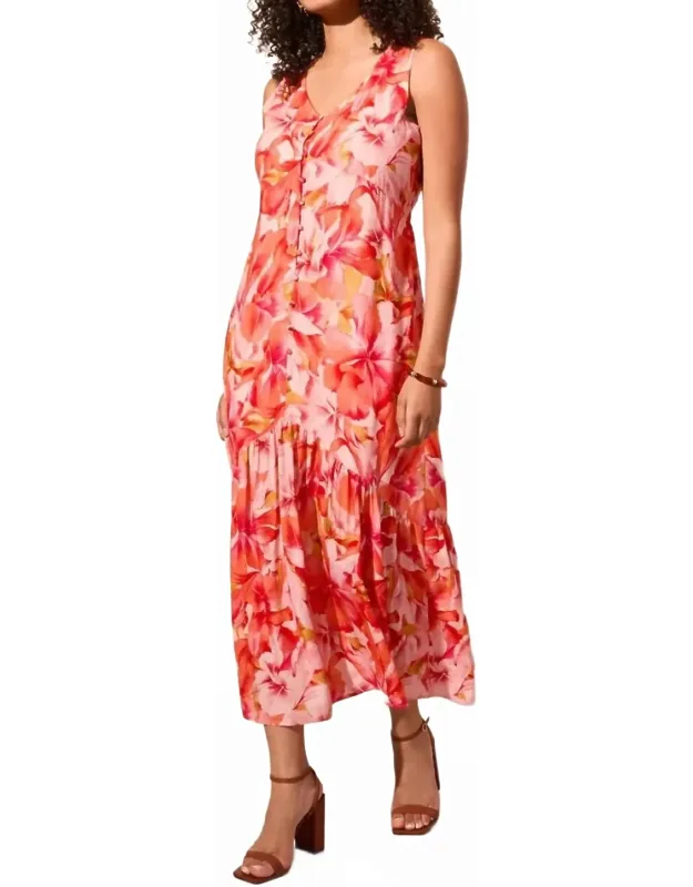 Sleeveless Maxi Dress With Lining