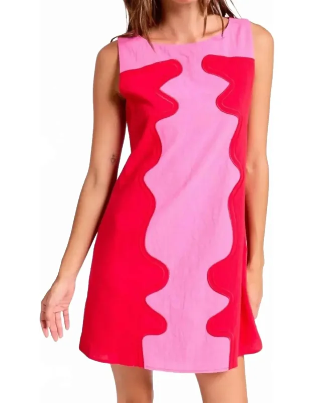 Wavy Shift Dress