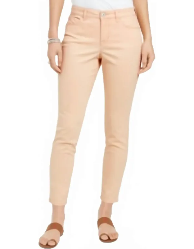 Curvy Skinny Jeans
