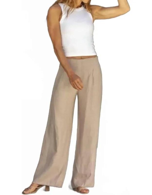 Wide Leg Pleated Pants