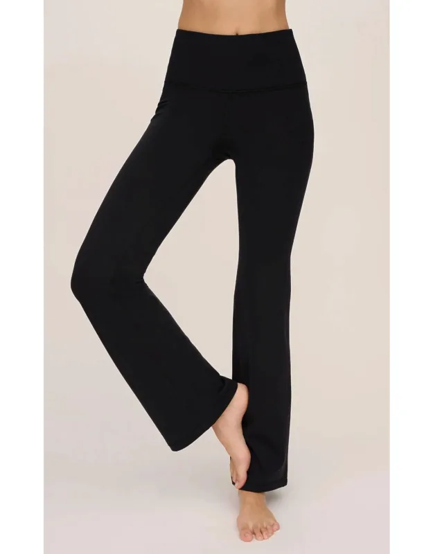 Everyday High Rise Fleeced Flare Pants