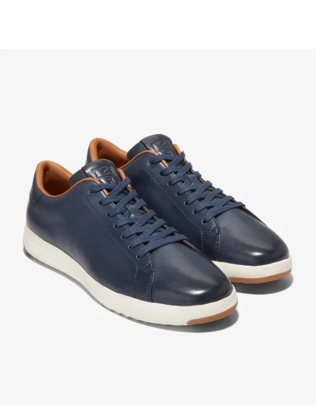 Grandpro Sneakers